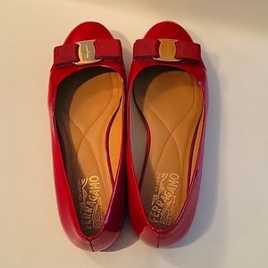 🇮🇹ferragamo Varina 7.5 Wide D